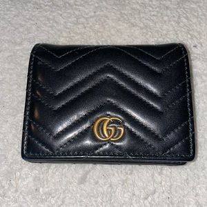 Black gucci wallet